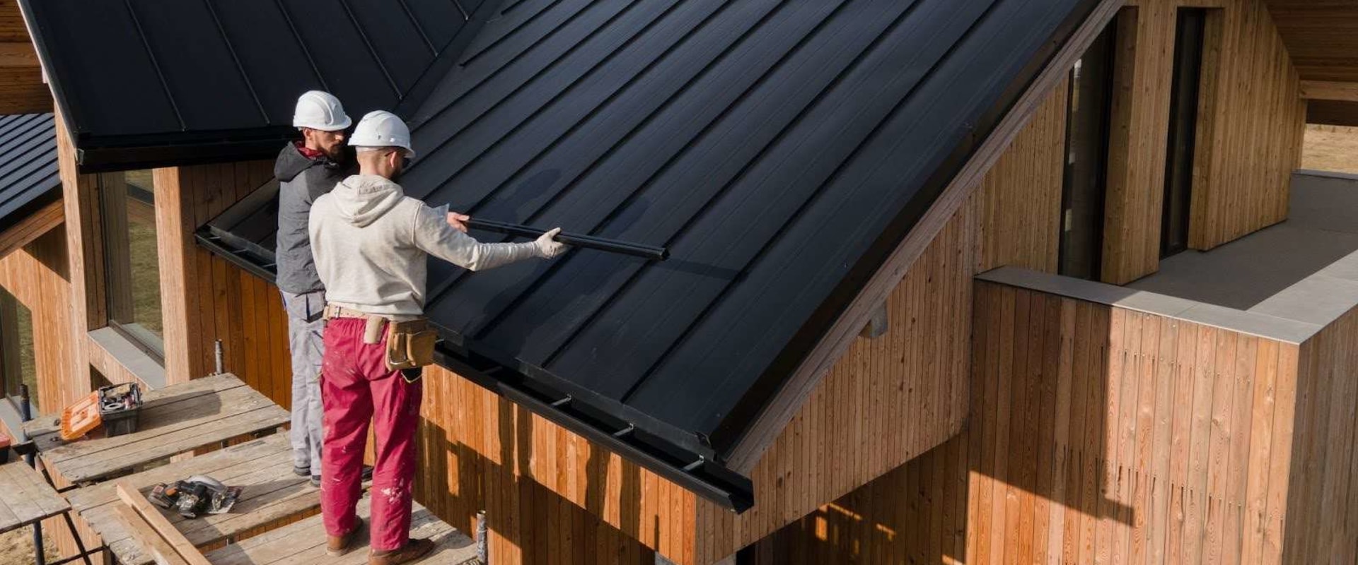 Selecting the Best Roofing Materials for Your Home