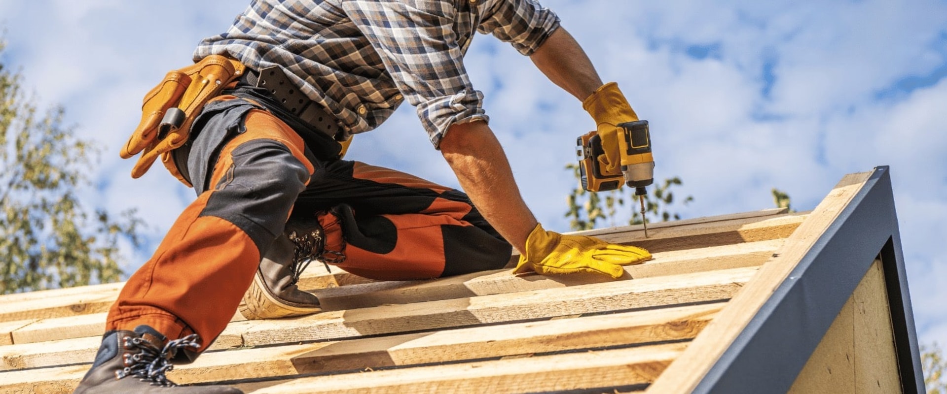 Understanding How Geographic Location Influences Roofing Costs