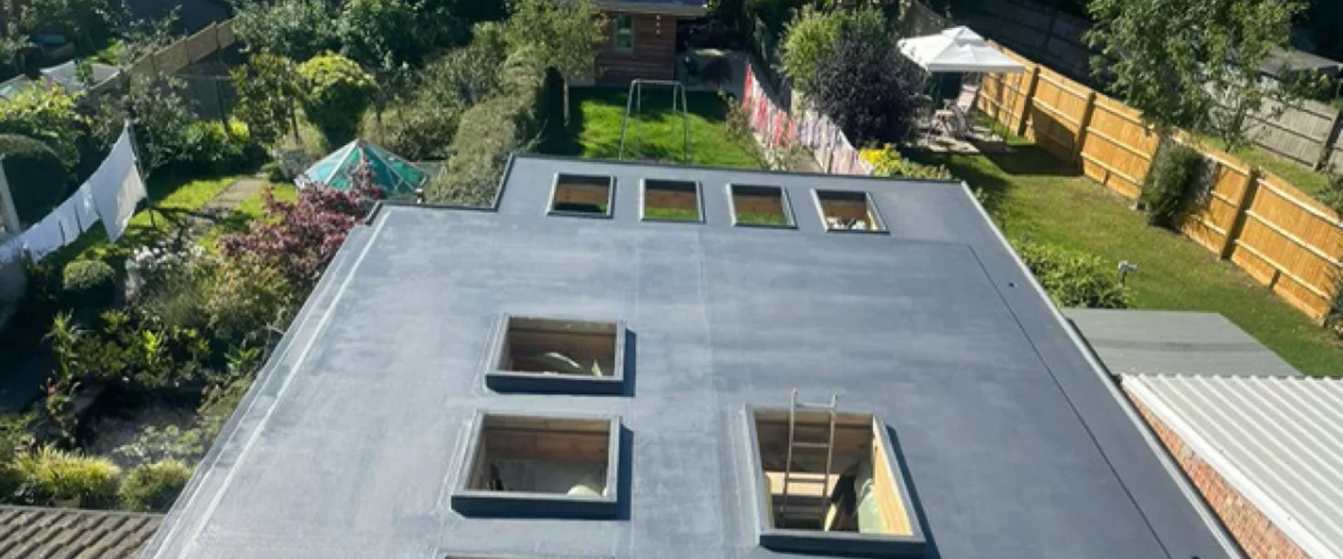 Exploring the Advantages of Flat Roofs